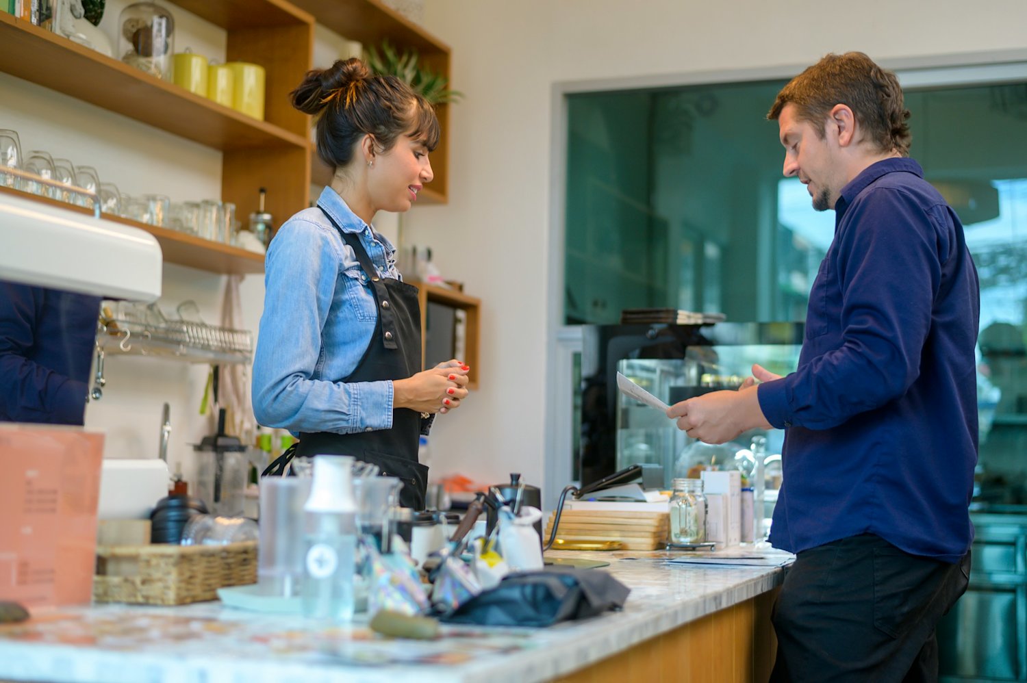 How To Deal With Difficult Clients: 8 Proven Strategies