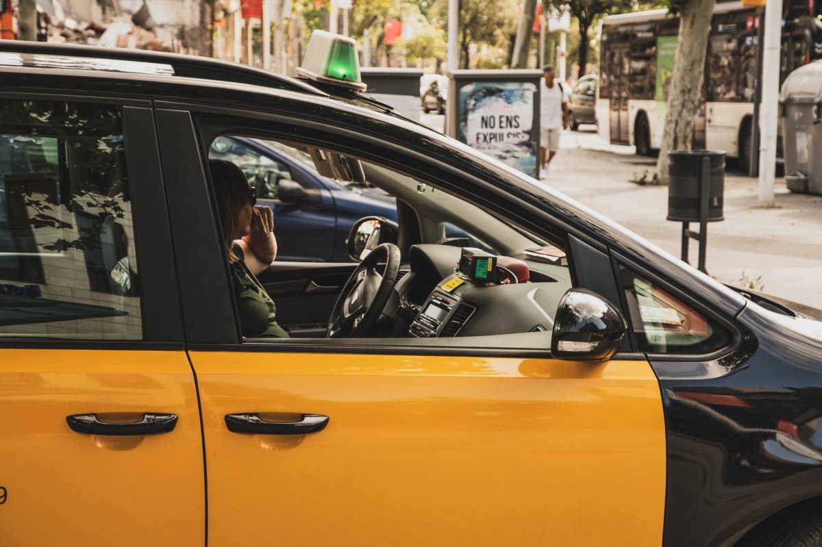 Cómo equipar tu taxi con un datáfono para cobrar con tarjeta - SumUp