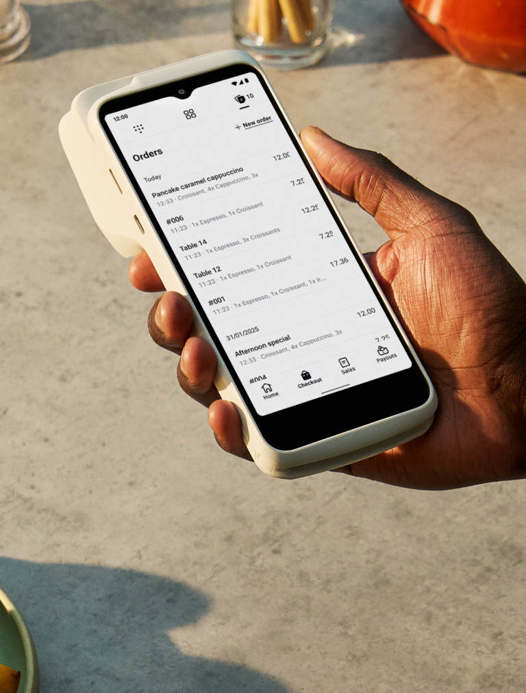 Take orders on the spot, park them for later payment and print order tickets. Keep your service running smoothly and without delays.