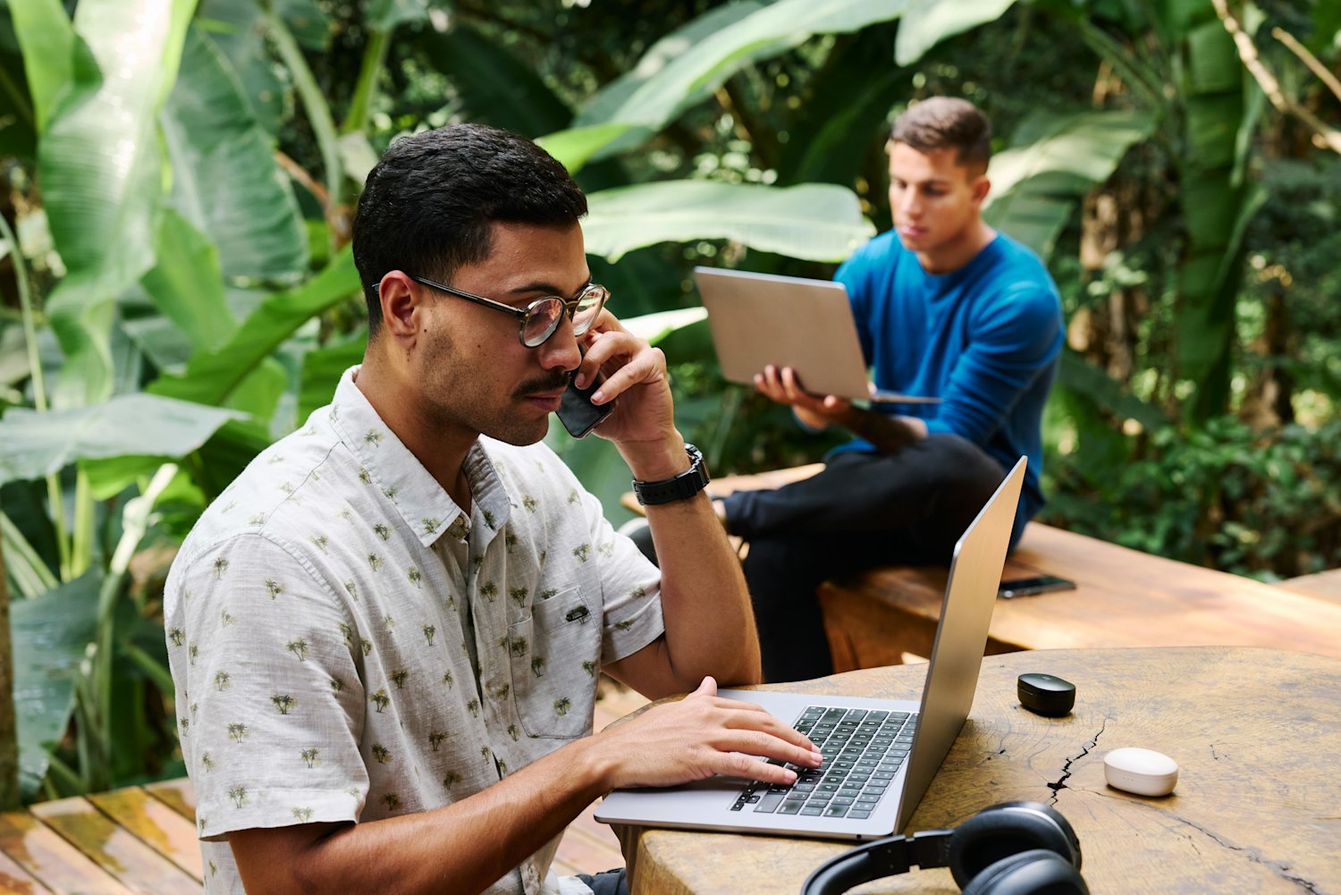 A Complete Guide on How to Do a Competitor Analysis