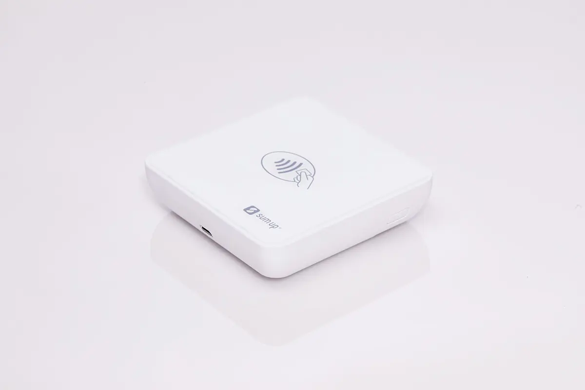 The SumUp Air Lite Card Reader enables businesses to take credit, debit and contactless payments.