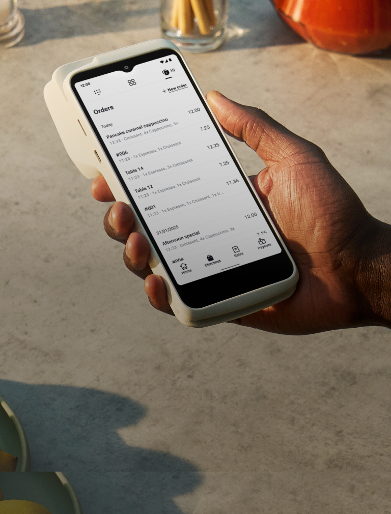 Take orders on the spot, park them for later payment and print order tickets. Keep your service running smoothly and without delays.