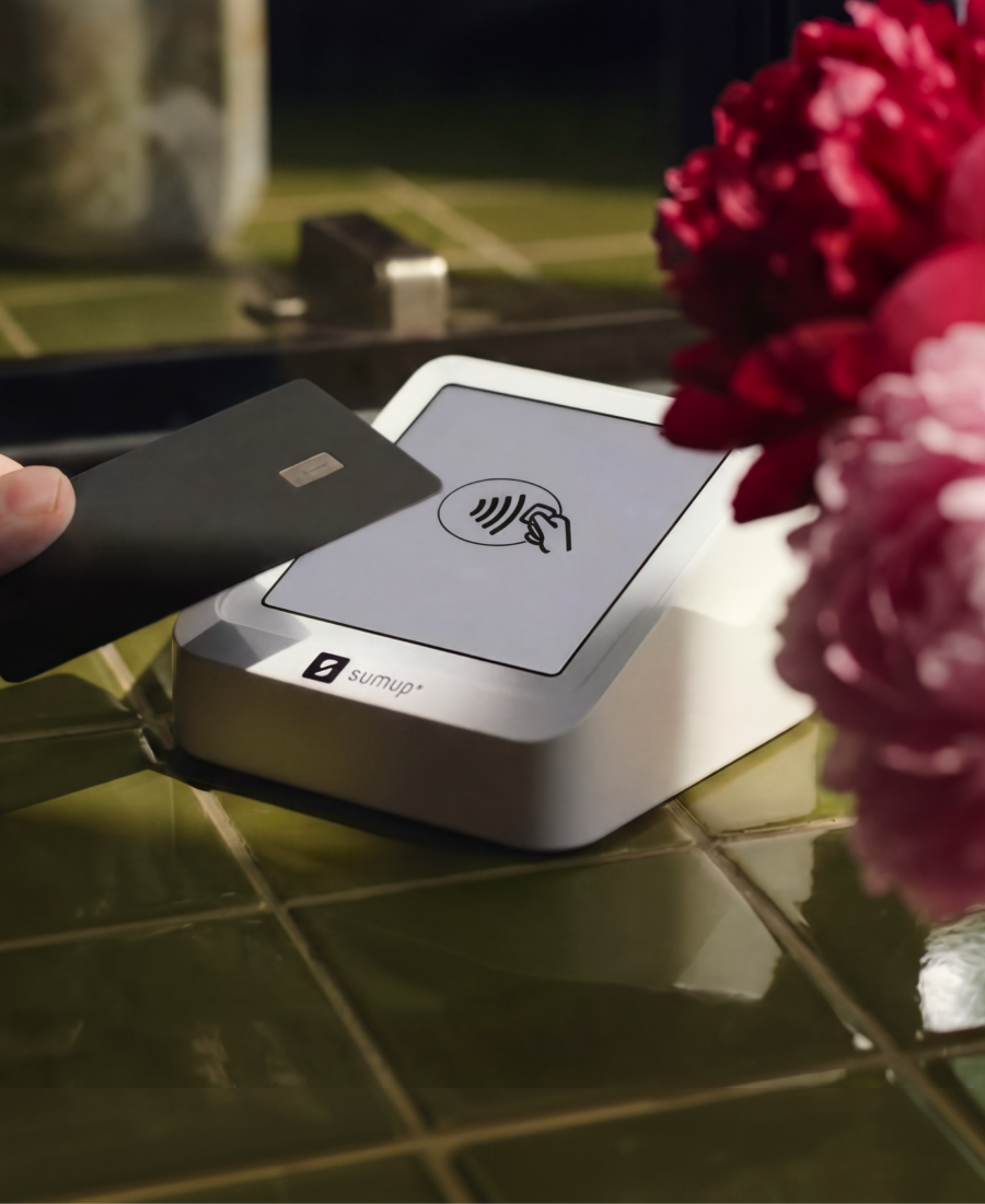 Take contactless, chip & PIN, Apple Pay, Google Pay, bank transfer and all major cards.