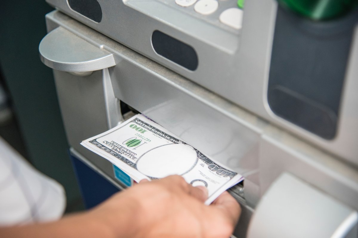 bankautomat-wie-erkenne-ich-falschgeld