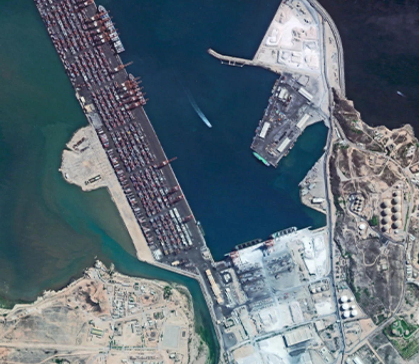 The Complete Guide to Marine Trackers: How They Revolutionize ...