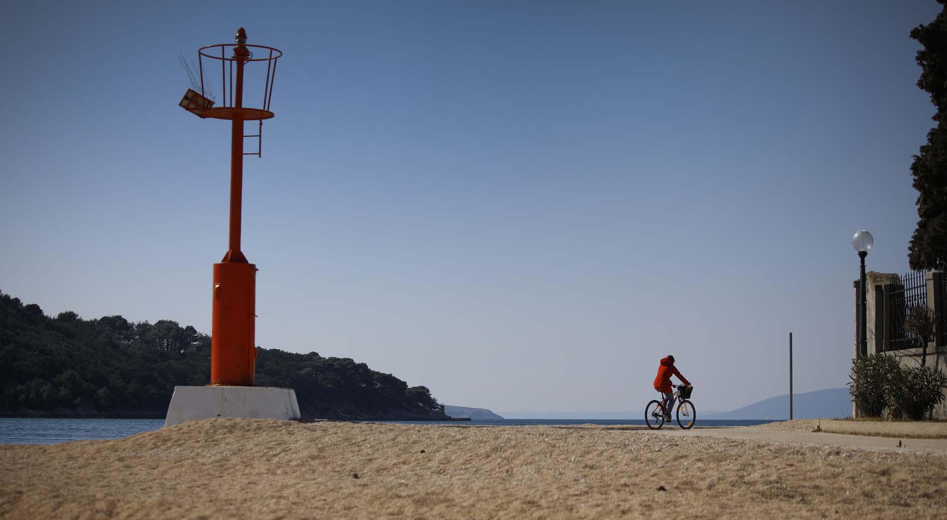 Red lighthouse 