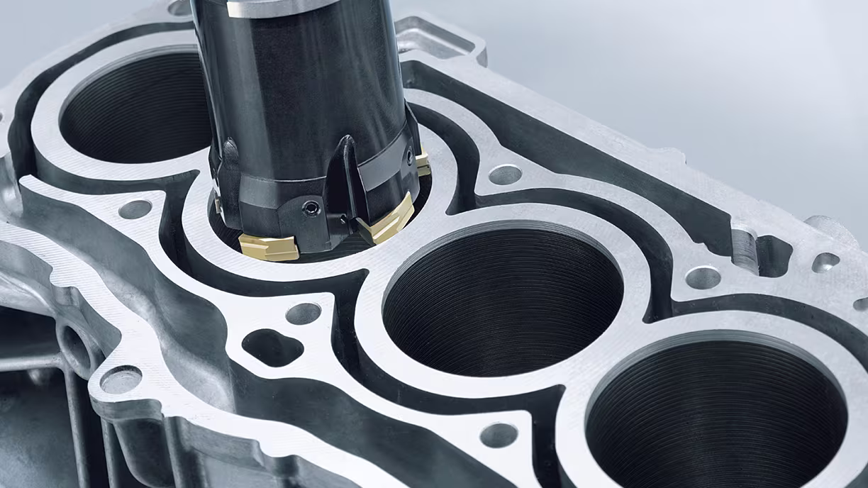 L3 CylinderCrankcase ImageText Cylinder-bore-roughing