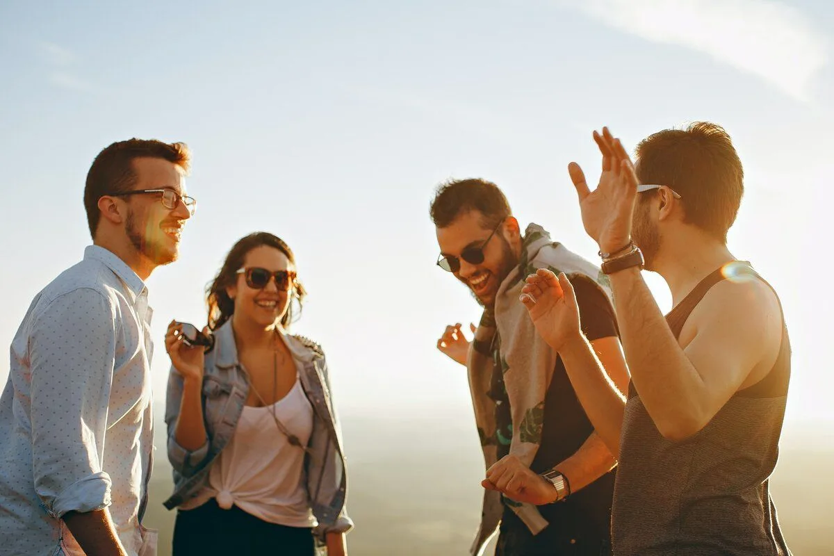 surround-yourself-with-positive-people.jpg