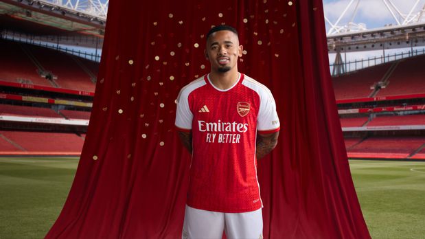 New Arsenal kit marks 20-year anniversary of Invincibles campaign