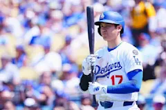 MLB