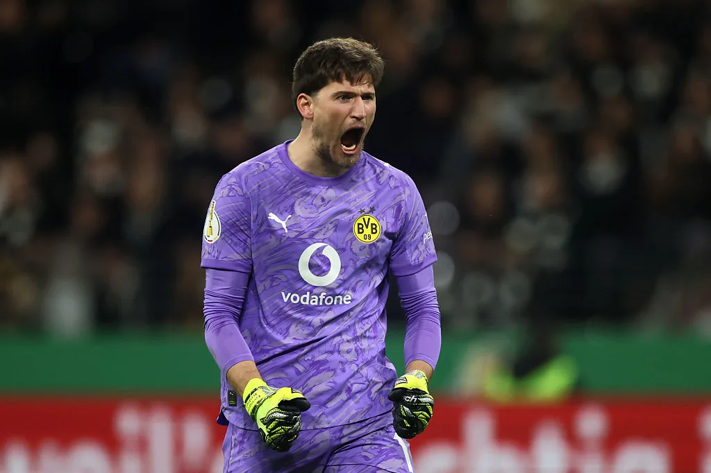 Friday night’s Bundesliga action sees Augsburg welcome Borussia Dortmund to the WWK Arena, in what promises to be an interesting match