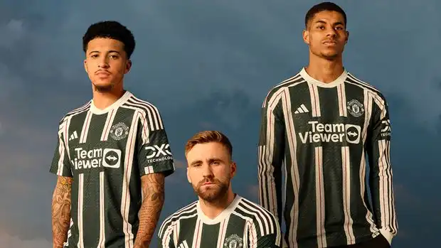 United issue blast from the past with new away kit