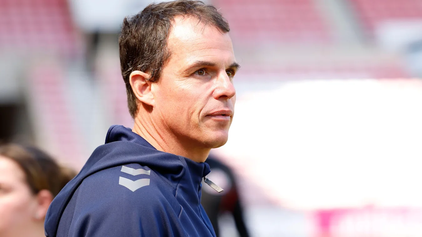 Regis Le Bris and Sunderland have been exceeding expectations so far this season