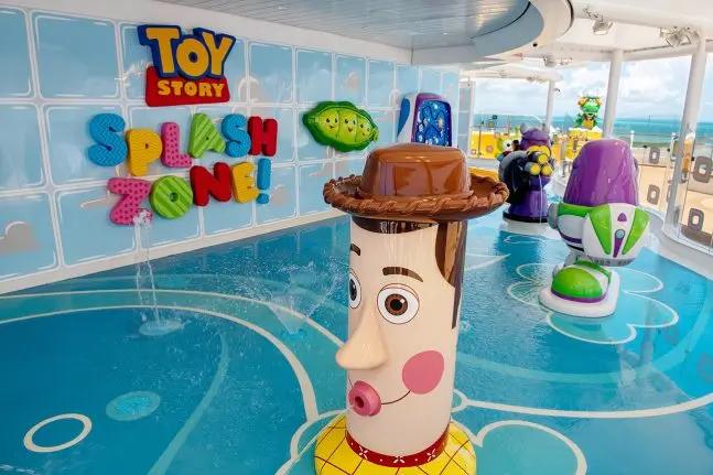 Toy story splash zone