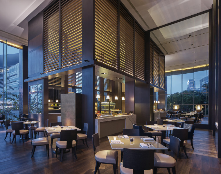 Grand Hyatt - Grand Cafe Interior