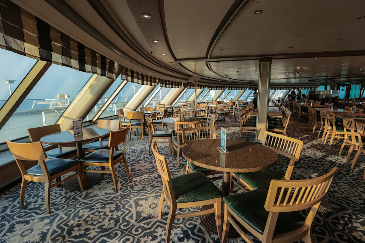 領航星號船上美食體驗  麗都自助餐廳