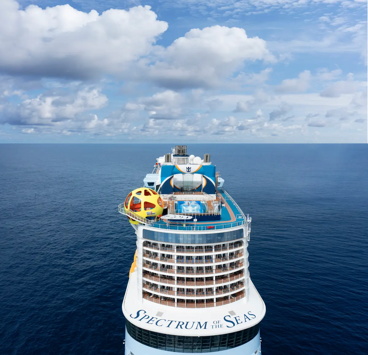 【東亞銀行信用卡快閃優惠】皇家加勒比海洋光譜號船票買一送一 | 金怡假期