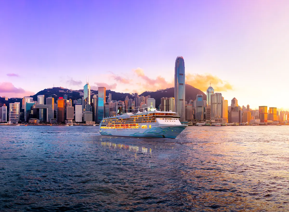 香港出發挪威奮進號Norwegian Spirit 遊台灣、新加坡  每位$3,863起 指定行程額外送機票