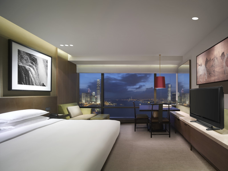 Grand Hyatt King Bed Harbour View