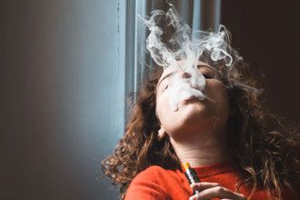 How Vaping May Damage Your Vision