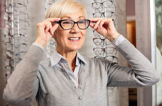 Eyemed Vision Care保险使优质眼镜负担得起