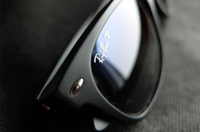 Ray-Ban polarisierte Wayfarer Sonnenbrille