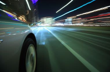 夜视和驾驶：旧司机有多安全？