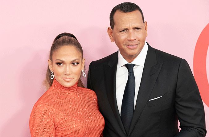 Jennifer Lopez and Alex Rodriguez posing on the red carpet