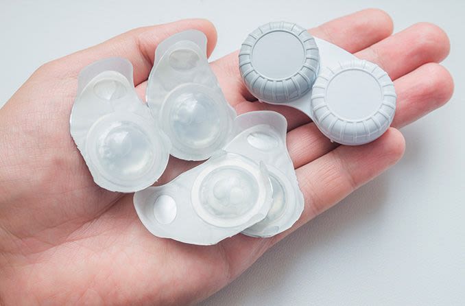 disposable contact lens containers