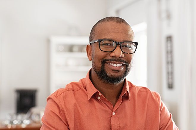 round glasses on oval face