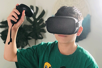 vinden er stærk beholder patron Can VR headsets harm your eyes? - All About Vision