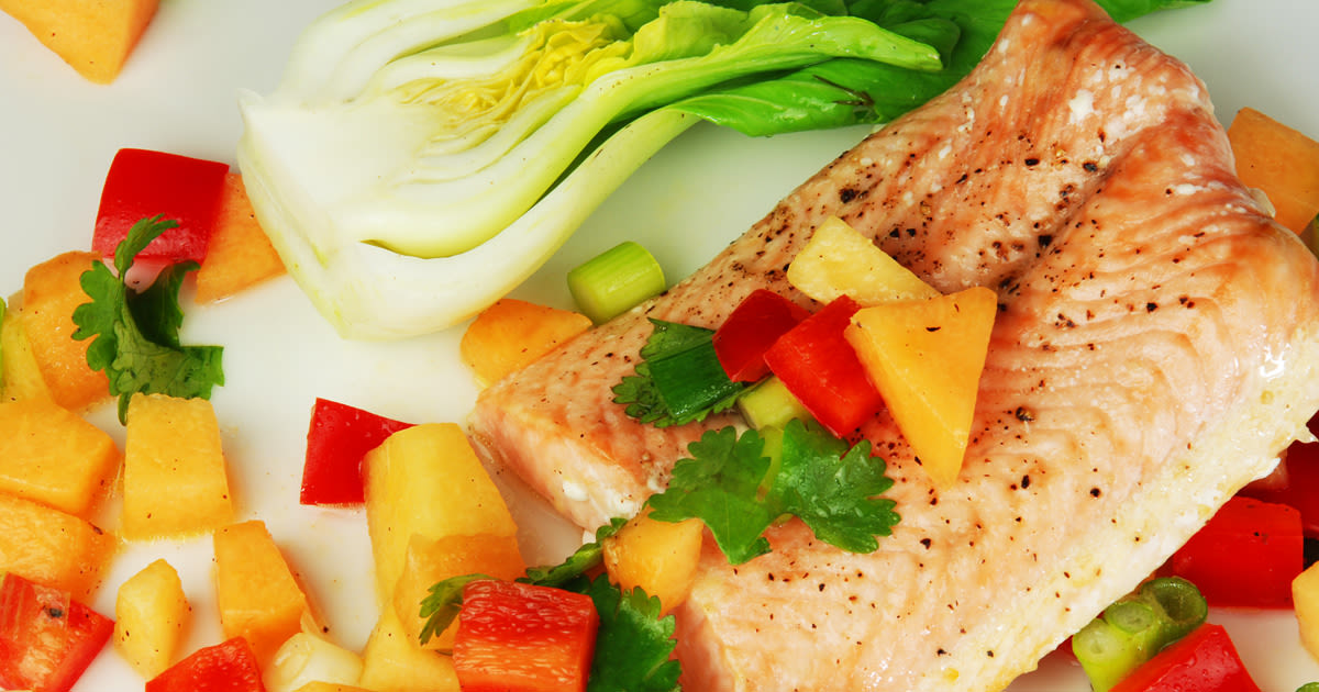 roasted salmon with vegetables