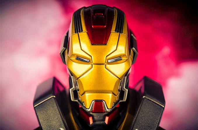 Iron Man (Tony Stark) 