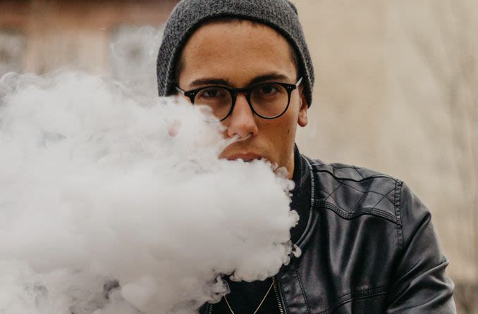How vaping may damage your vision