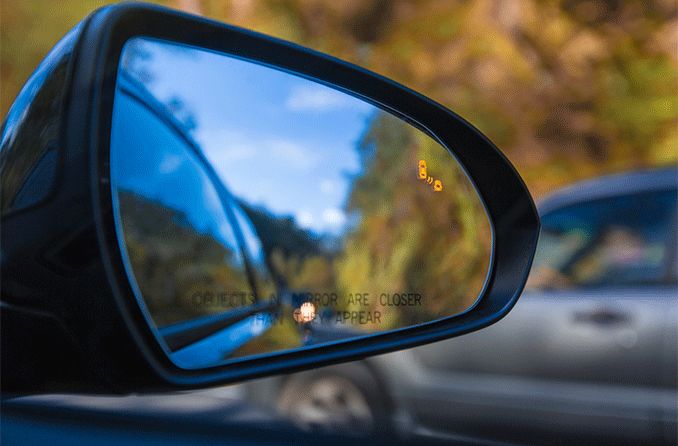 Blind spot from side view car mirror