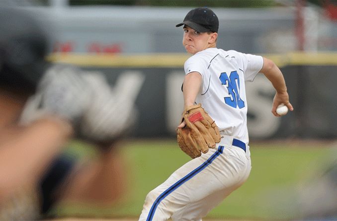 baseball pitcher throwing ball