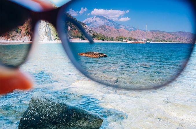 Looking through a pair of polarized sunglasses