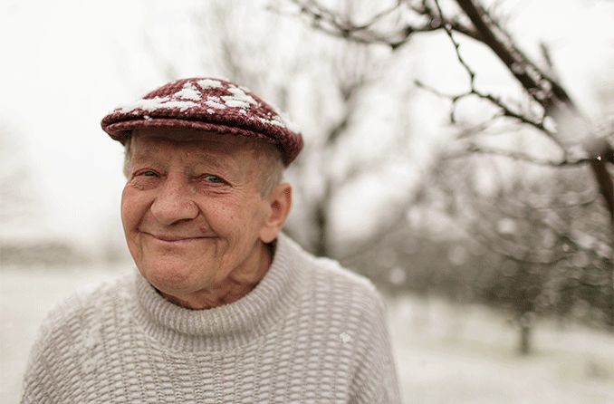 older man with snowflake cataracts
