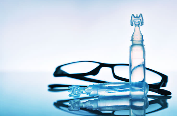 eyeglasses and eye drops for treating cataracts