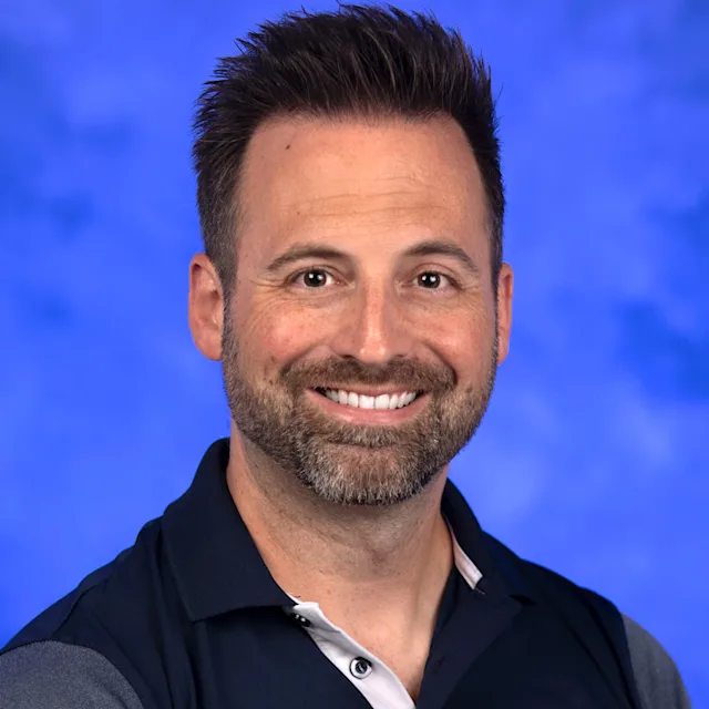 A professional photo of Jonathan George Hakun