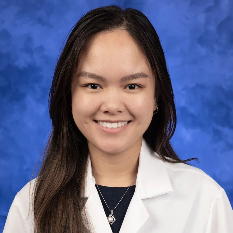 Profile Photo: Elizabeth Ko