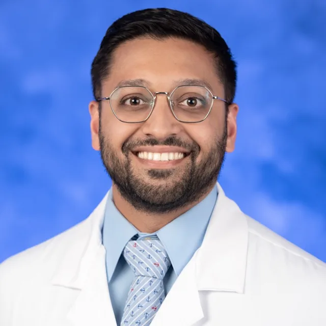 Profile Photo: Simran Grewal