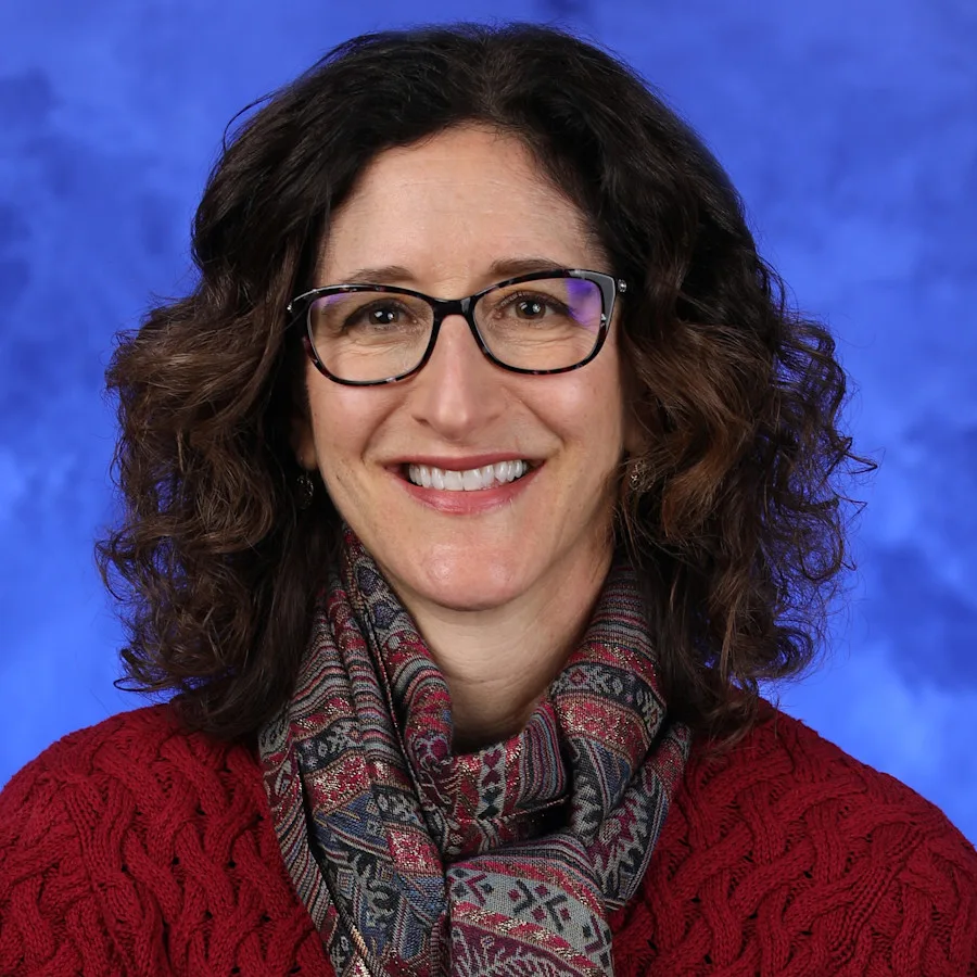 A professional photo of Stephanie Falk