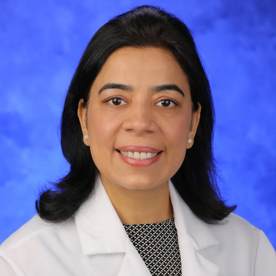 A professional photo of Arati Sharma
