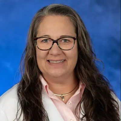 Profile Photo: Lara Kauffman