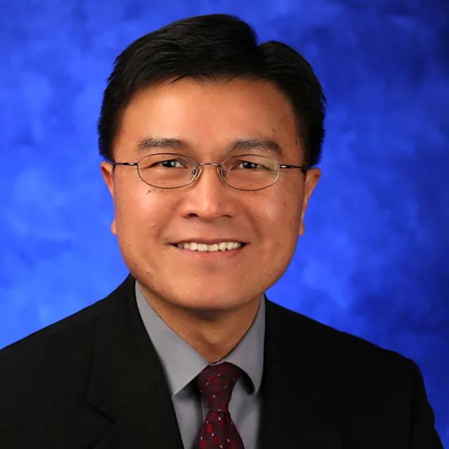 Profile Photo: Wenke Hwang