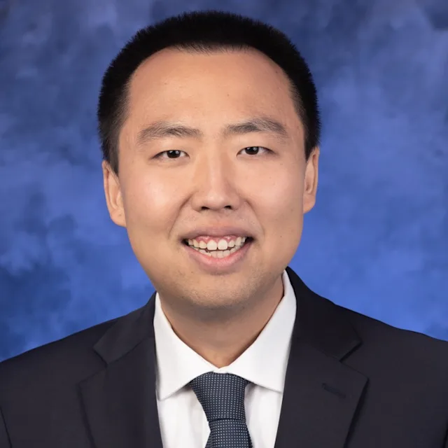 Profile Photo: Raymond Kim