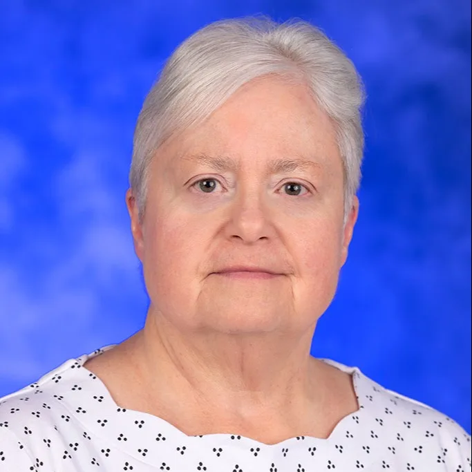 Profile Photo: Rose Huntzinger