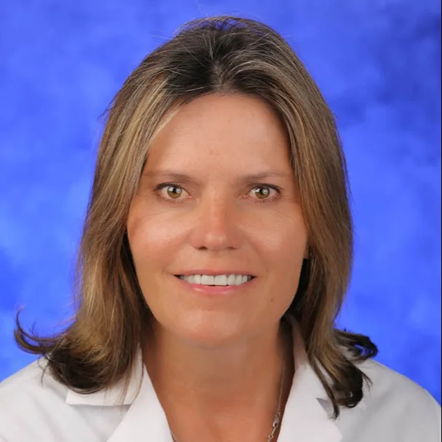 Profile Photo: Elizabeth Billingsley