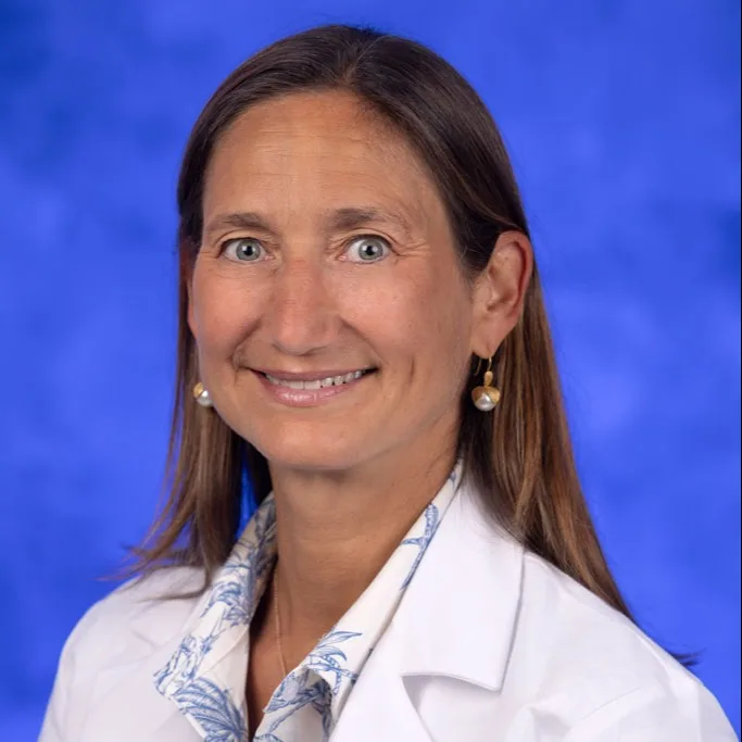 Profile Photo: Giselle Saulnier-Sholler